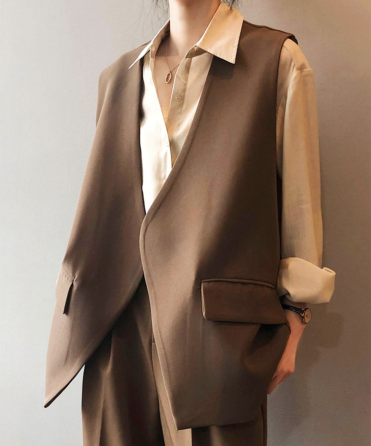 新作 ジレ レディース ベスト フォーマル 秋 前開き ノーカラー アウター 羽織 Vネック セレモニー きれいめ カジュアル ツイル 体型カバー ジレ レディース ベスト フォーマル 秋 前開き ノーカラー アウター