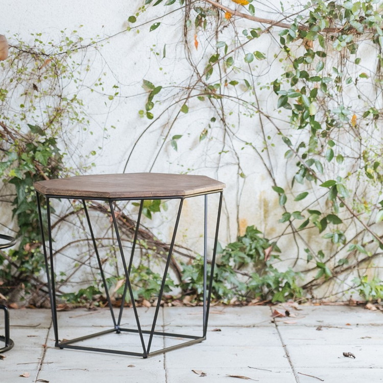 レジンサイドテーブル 杉の輪切り 無垢材 ちょこっとサンタ X'MAS 2025