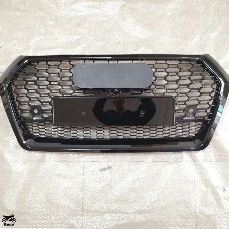 並行輸入品】 アウディ Q5 SQ5 2018年 2019年 2020年 フロント