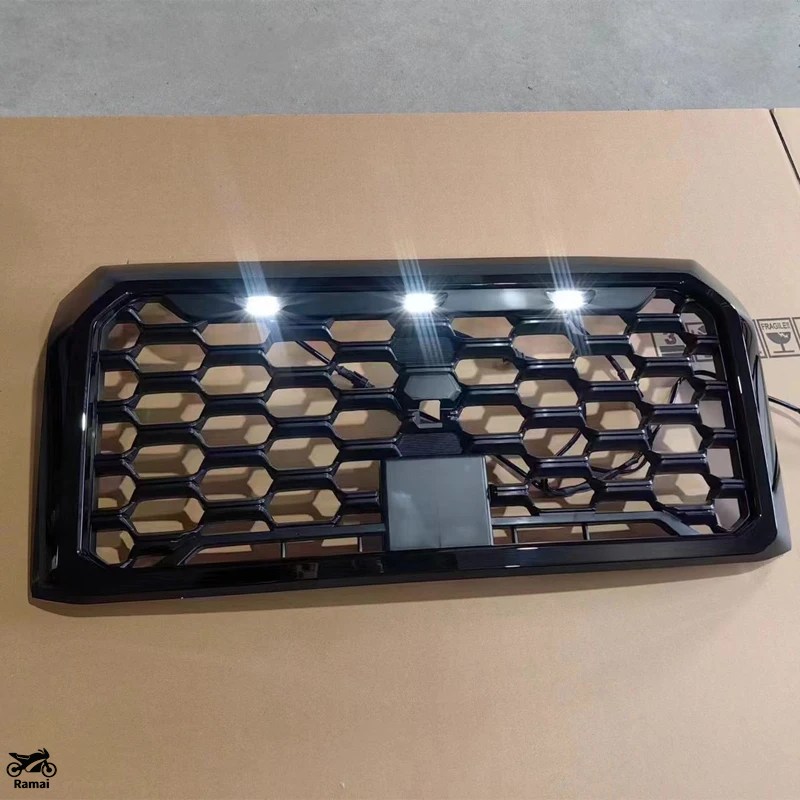 並行輸入品 ミツビシ トライトン L200 2024 2025 ピックアップ フロント Fエース メッシュ LED バンパー グリル フロント レーシング グリル カスタム パー_3