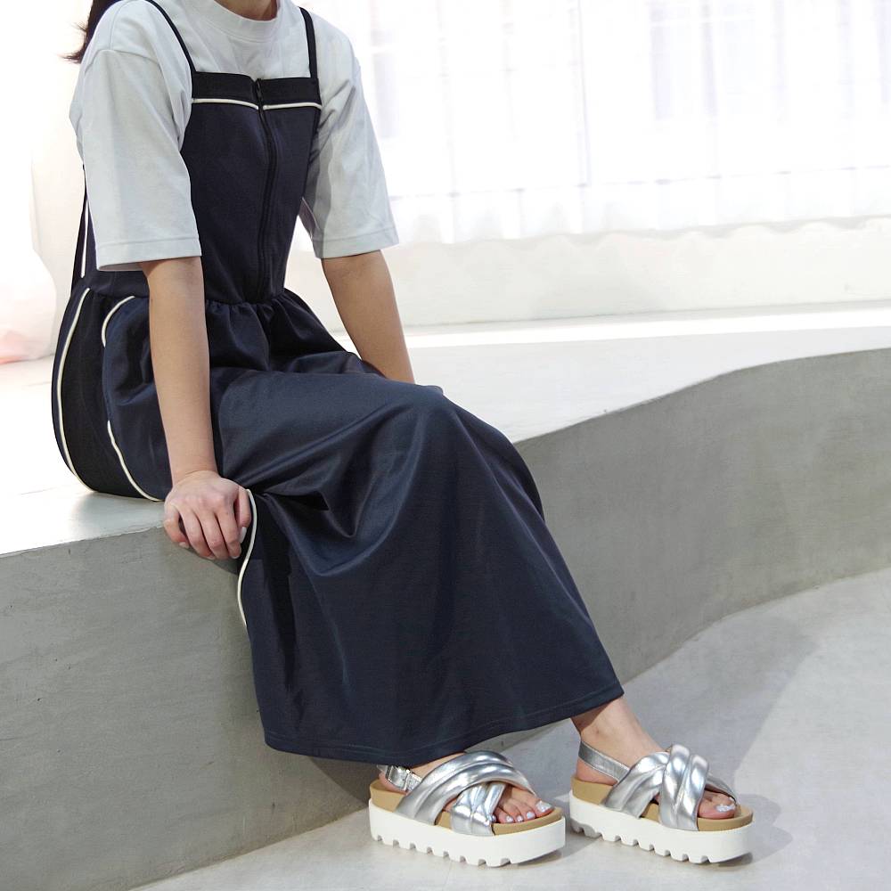 Minnetonka（ミネトンカ） 正規販売代理店 正規品 パフィーサンダル