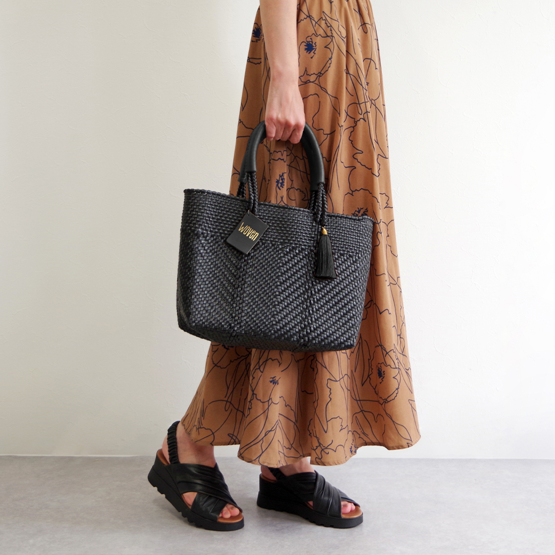 WOVEN（ウーヴン） 【WOVEN ウーヴン】 Small Tote スモールトート 本