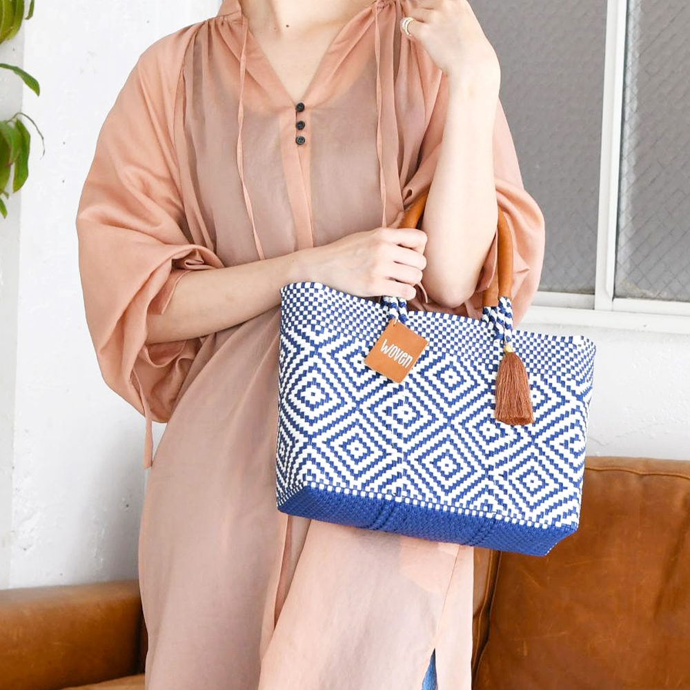 WOVEN 【再入荷】WOVEN ウーヴン Small Tote スモールトート 本
