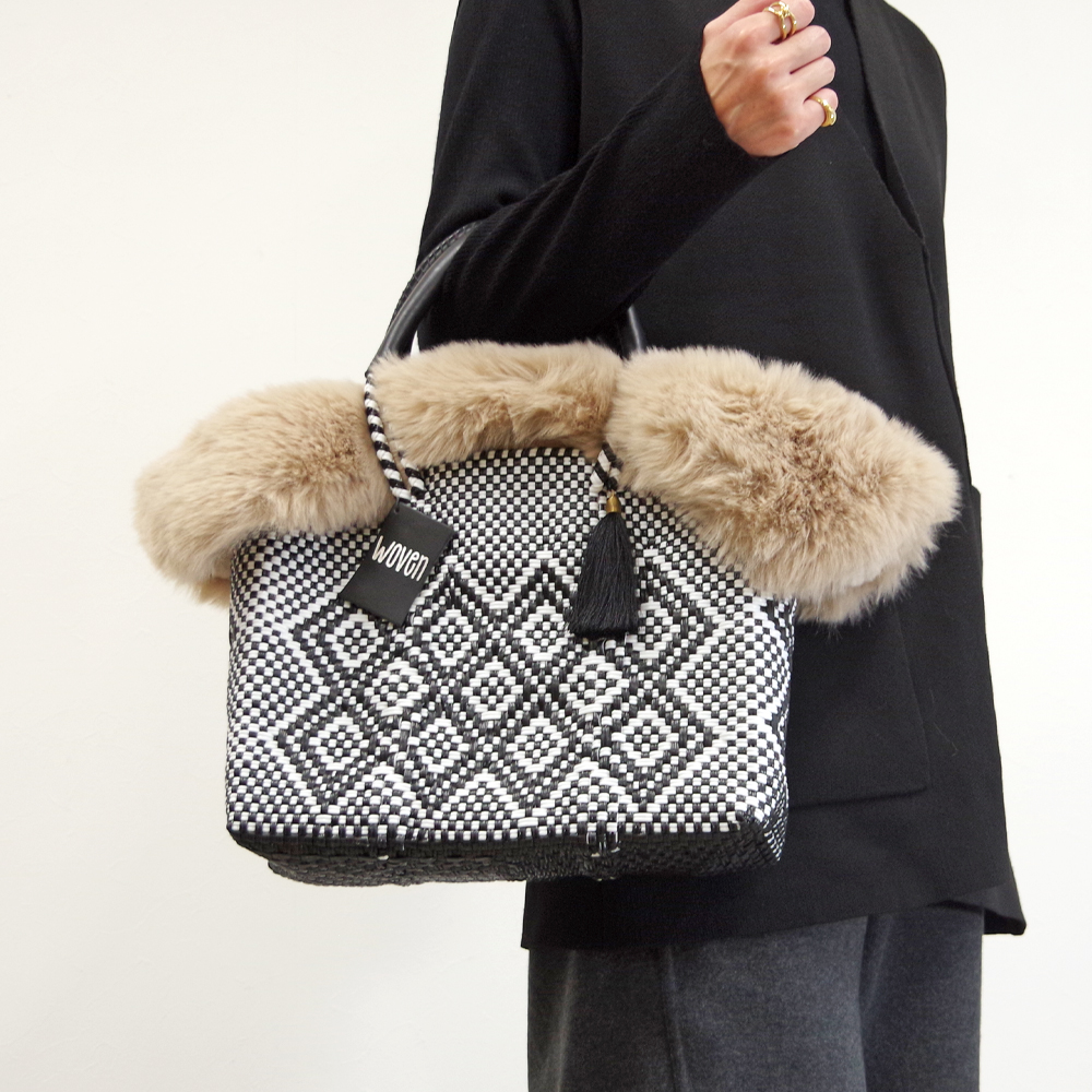 そ*た様 WOVEN かごバッグ メルカドバッグ ベージュ ファー付き 楽天市場】【2点セット SMALL】 WOVEN メルカドバッグ + ファー