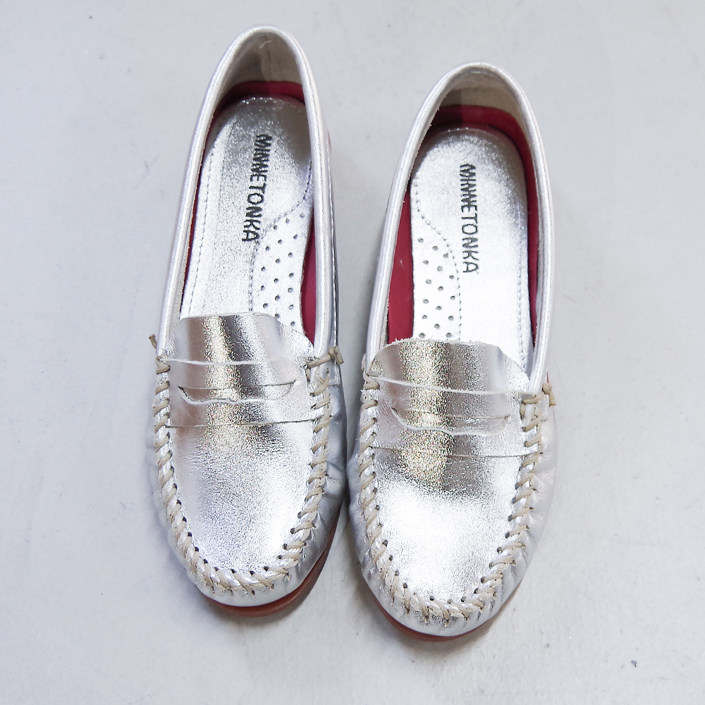 Minnetonka（ミネトンカ） 正規販売代理店 正規品 モカシンローファー 