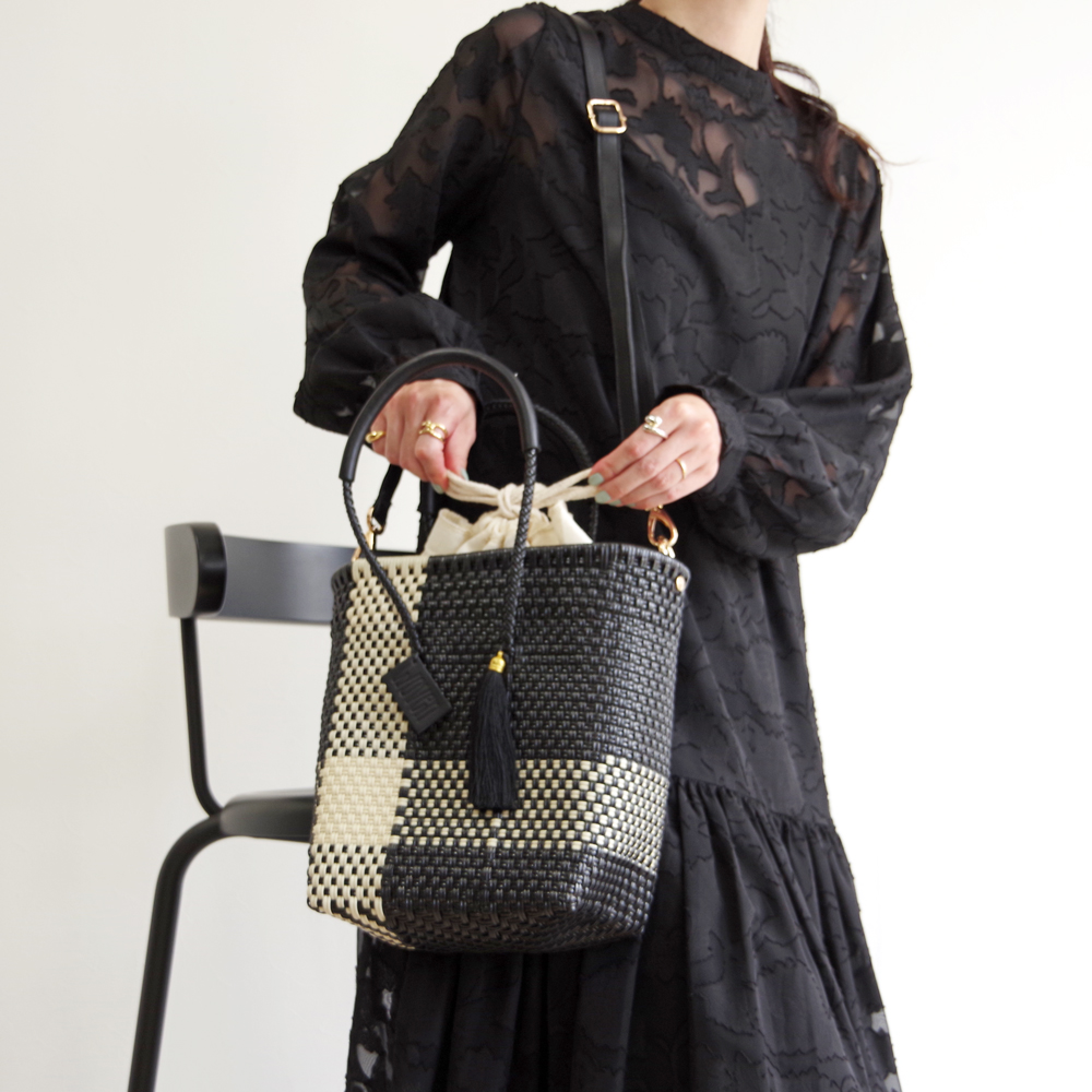 WOVEN（ウーヴン） 【WOVEN ウーヴン】Petite Shoulder Tote プティ