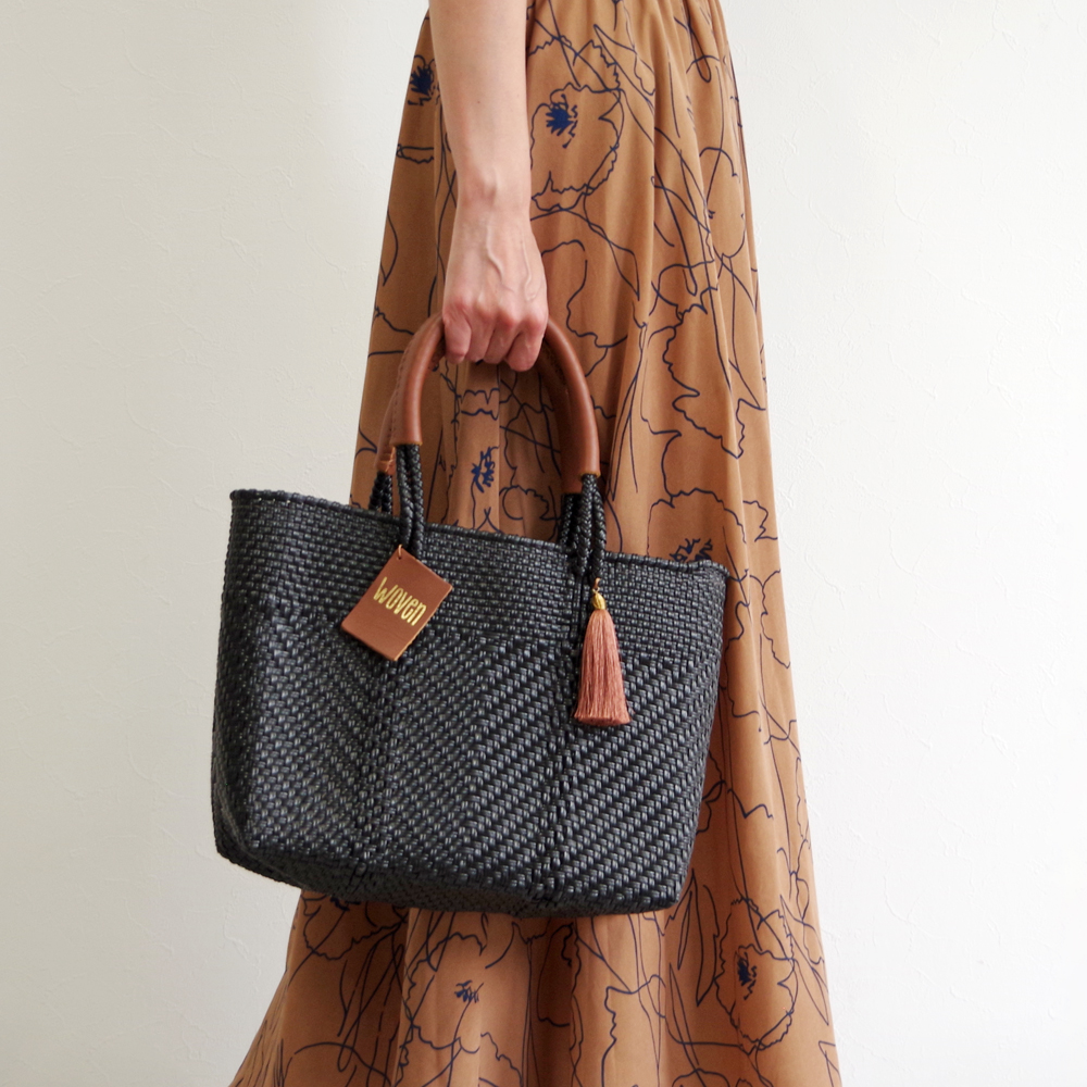 WOVEN 【再入荷】WOVEN ウーヴン Small Tote スモールトート 本