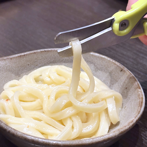 【２個セット】ベビー用フードカッター（ケース付き）BA-003 離乳食カッター 離乳食はさみ ヌードルカッター キッチンはさみ ベビー用品 ゆうパケット 送料無料 |  | 15