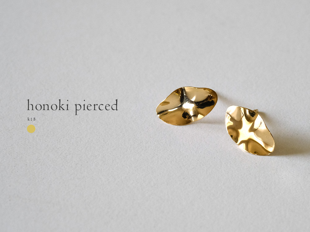 K18 ホオノキ ピアス レディース K18ピアス 18k 18金 ゴールド 歪み