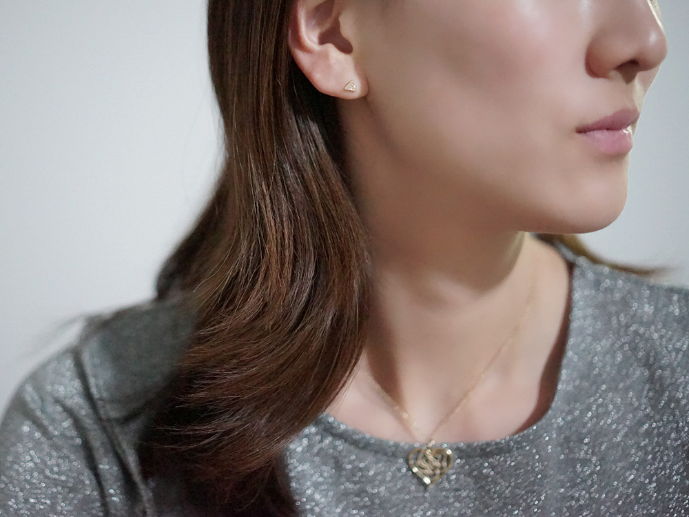 ピアス 18K トライアングル ダイヤモンド 片耳販売 ダイアモンド