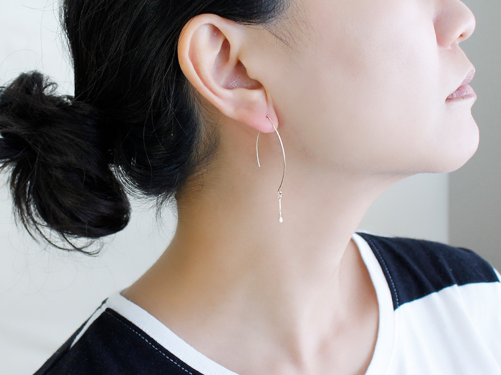 【日本製】K18 つゆ型ピアス 　フックアメリカン 日本製】K18 つゆ型ピアス フックアメリカン