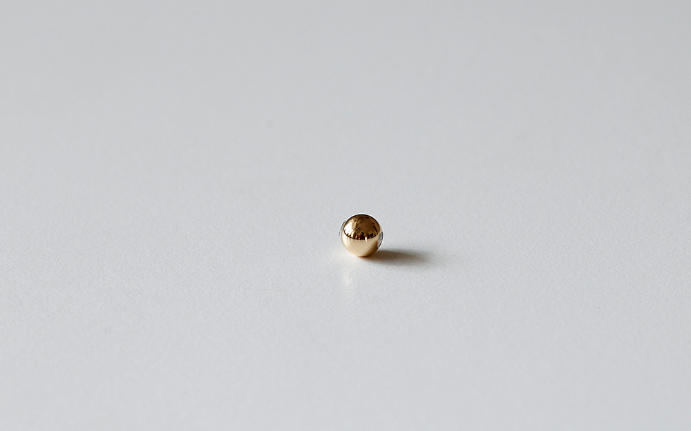 K18 ピアスキャッチ ボール 4mm 貫通タイプ ペア 丸玉 18k 18金