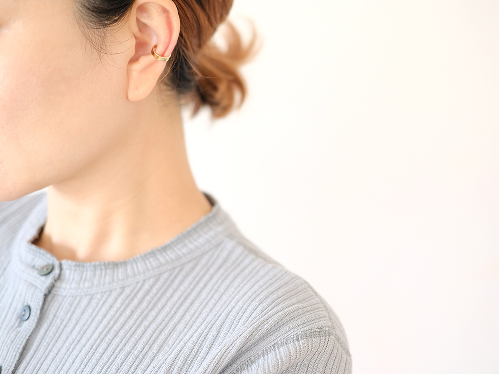 片耳k18 GSTVイタリーグリッターフープピアス CLICK HOOP PIERCED EARRING(SS)(片耳用)(2ZP1561)K18 ピアス