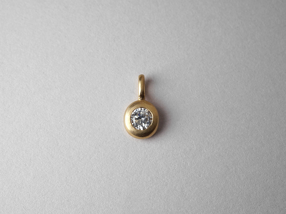 K18 0.2ct up 取り巻き ダイヤモンド ペンダント BQ-31（山梨県