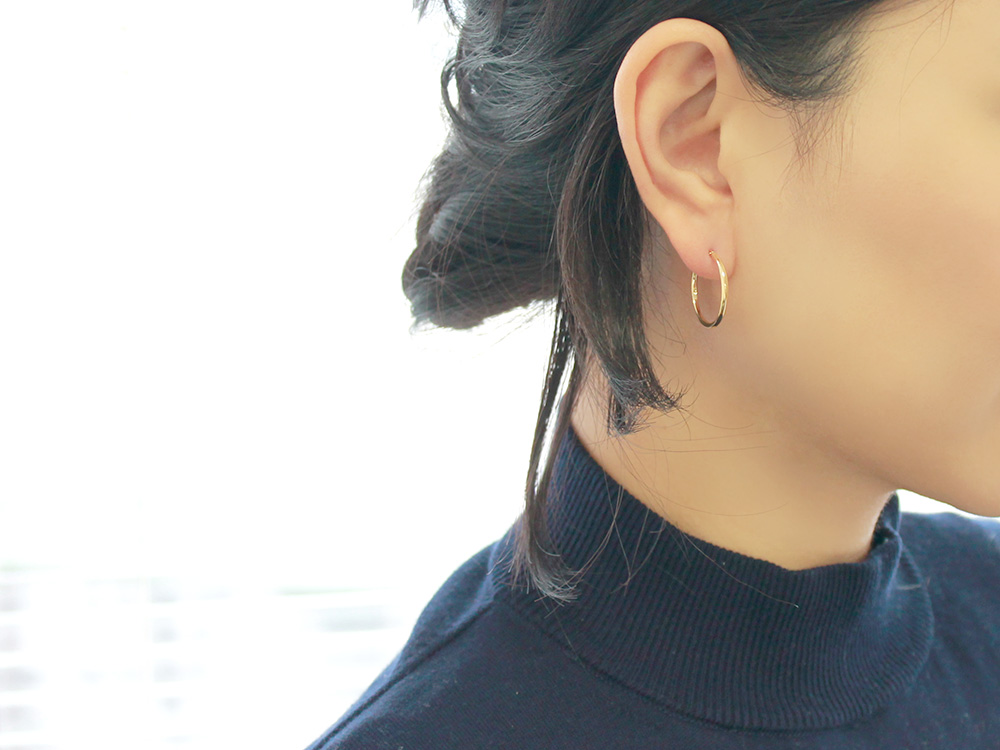 K18 Nejiri フープピアス 20 ひかり。 地金 pierce K18ピアス