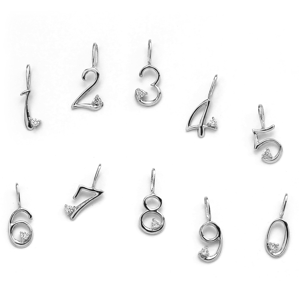ペンダントヘッド チャーム ナンバーネックレス k18 ダイヤモンド 18K 