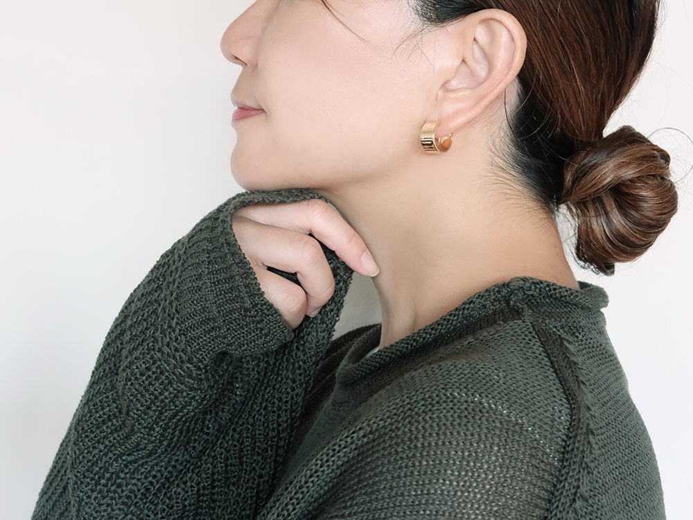 K18 フラッター フープピアス 15mmx8mm レディース 幅広 18K 18金 Pt