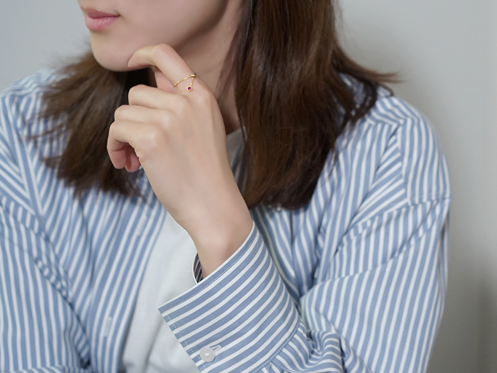 K18 ルビー スライドアジャスター チェーン リング 違和感のない