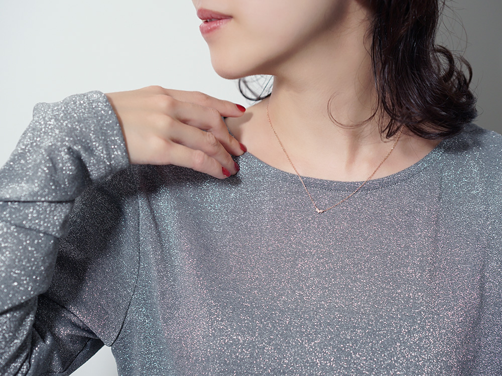 11/28午後値上げ実施】 K18 ダイヤモンド ル クール ネックレス 横広の