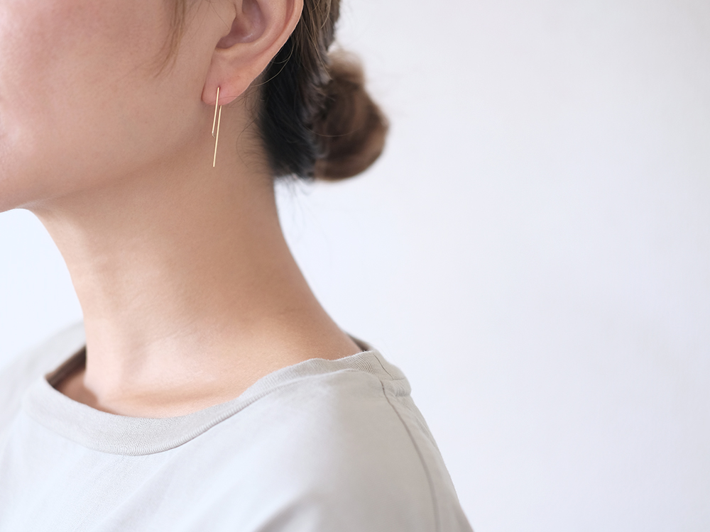K18 カラビナ ピアス レディース 18金 18K フックピアス 四角 金