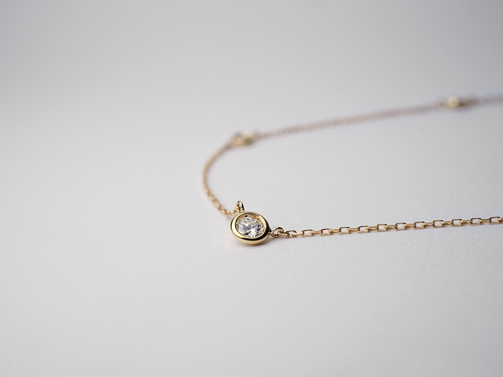 18K エスタシオン ネックレス 0.3ct アシンメトリー