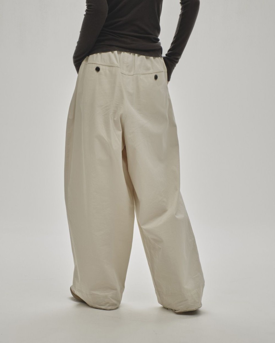 mom様 TODAYFUL Easy Chino Pants (ECRU 36) Easy Chino Pants（その他パンツ）｜TODAYFUL（トゥデイフル）の
