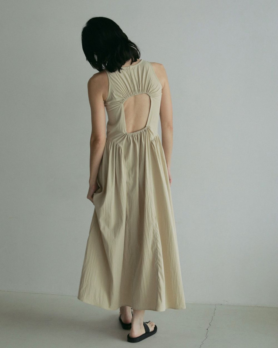 anuke（アンヌーク） (アンヌーク）Backopen Gather Onepiece 即納