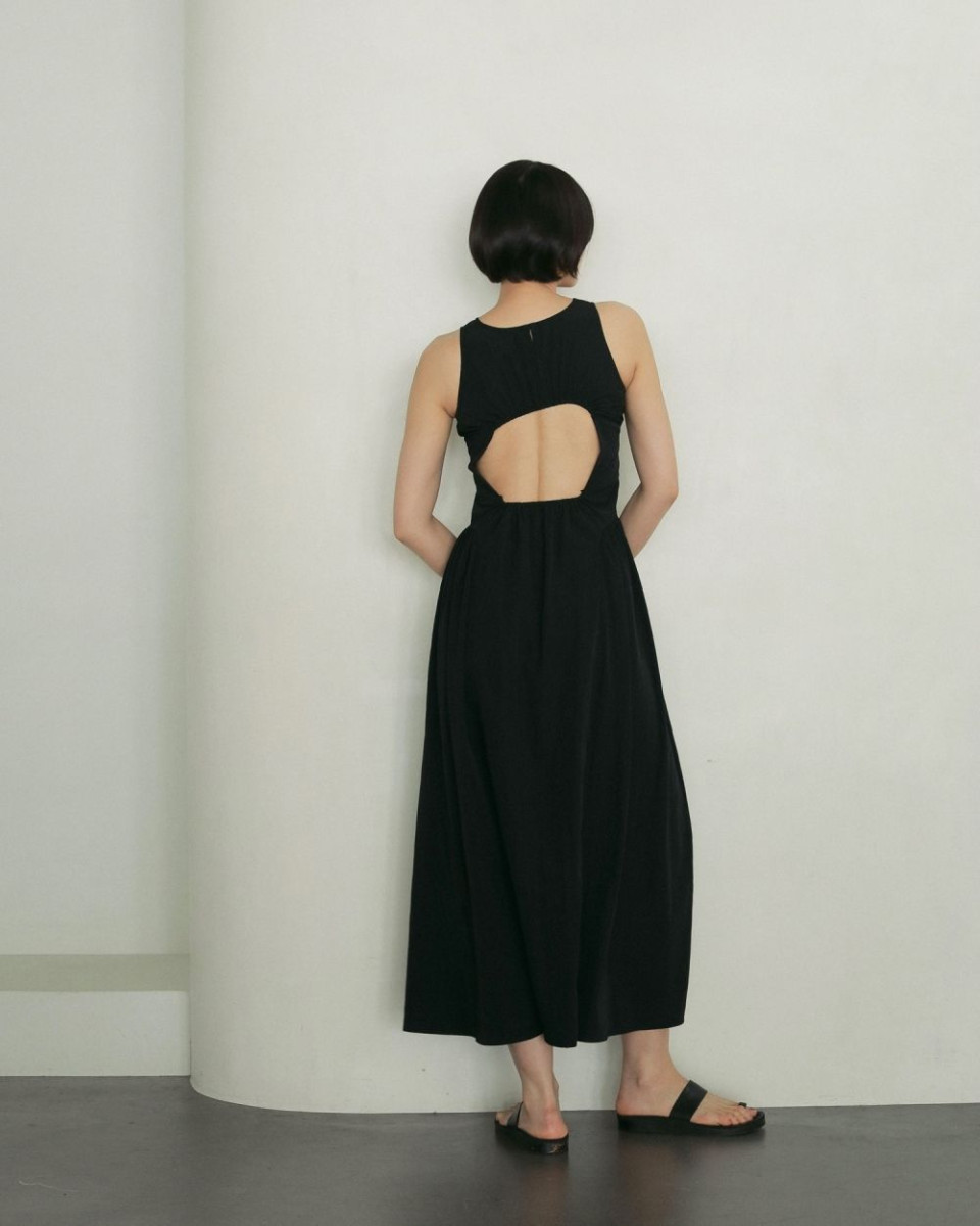 anuke（アンヌーク） (アンヌーク）Backopen Gather Onepiece 即納
