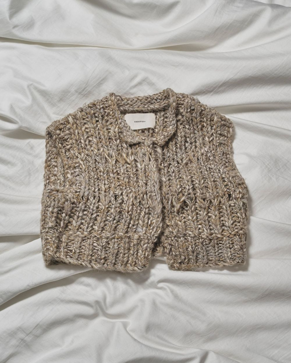 試着のみ！todayful ハンドメイドニット TODAYFUL トゥデイフル Front Botton Knit 即日発送 : RAPTURE - 通販