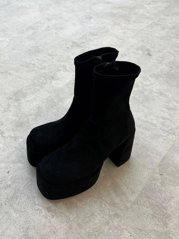 EMODA（エモダ） バルキープランプショートフィットブーツ 即日発送