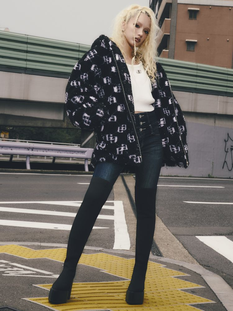 ぶたさんウールジャケット　総柄ぶたさん　裏地も総柄♪おしゃれなぶたさん　グレー GYDA（ジェイダ） GGラメボアBIGブルゾン 即日発送 : RAPTURE - 通販