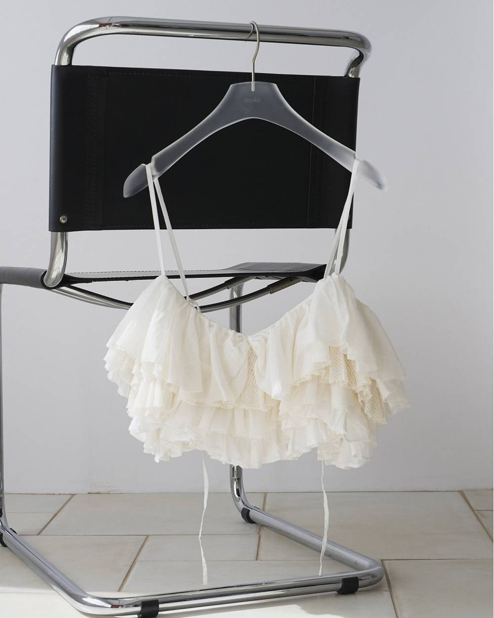 anuke（アンヌーク） Mesh Frill Camisole 即日発送 : RAPTURE - 通販