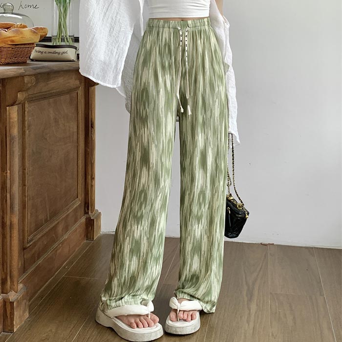 795円 クーポンで！ パンツ ワイドパンツ レディース 秋 冬 白 黒 おしゃれ かわいい 30代 40代 50代 ジャガードパンツ ボトムス エンボス [郵2]^b242^ | uricca | 09