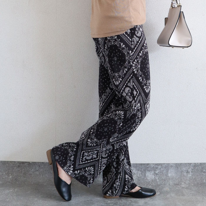 2392円 クーポンで！ パンツ ワイドパンツ ロング レディース 黒 春 夏 秋 冬 おしゃれ かわいい 30代 40代 50代 プリーツ ボトムス [郵3]^b304^ | uricca | 09