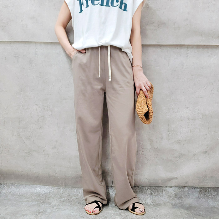 クーポンで2152円★ パンツ レディース 夏 春 黒 おしゃれ ボトムス ストレート セミワイド 大きいサイズ ウエストゴム ロゴ 紐 [郵3]^b454^ | uricca | 04