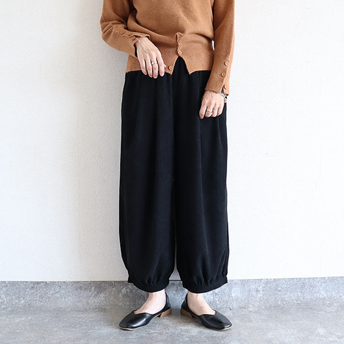 特別価格 ボトムス レディース バルーンパンツ 秋 冬 白 黒 おしゃれ コーデュロイ サルエルパンツ ゆったり カジュアル ナチュラル 裾絞り[郵3]^b506^ | uricca | 01