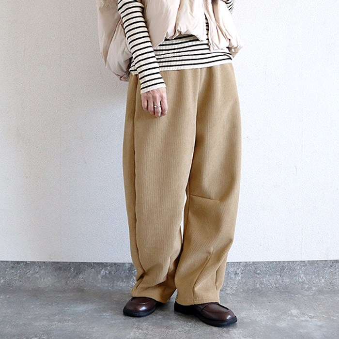 ボトムス レディース カーブパンツ 秋 冬 白 黒 おしゃれ 裏起毛 裏ボア 極暖 あったか 暖か ウエストゴム ウエスト紐付き[郵3]^b507^ | uricca | 06