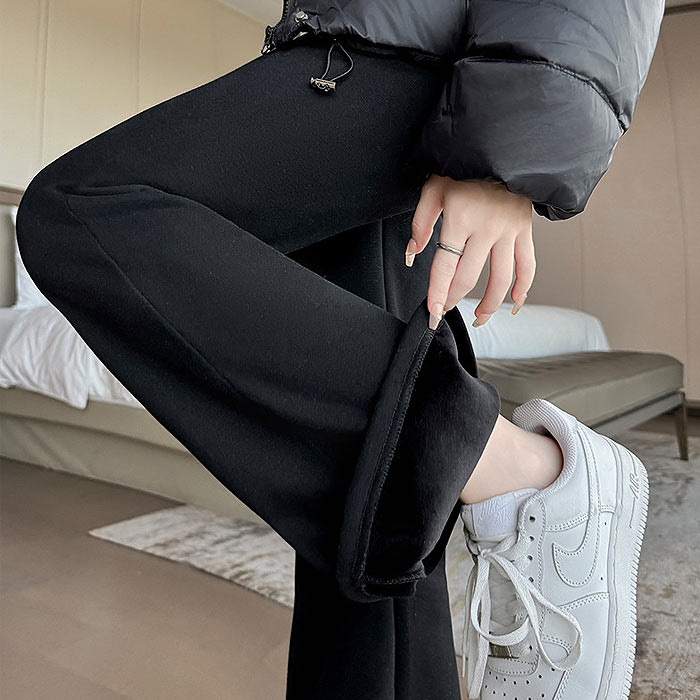 2691円 クーポンで！ パンツ 裏起毛 スウェット 楽ちん ボトムス レディース 秋 冬 黒 おしゃれ ウエストゴム フレア 暖か 極暖[郵3]^b511^ | uricca | 01