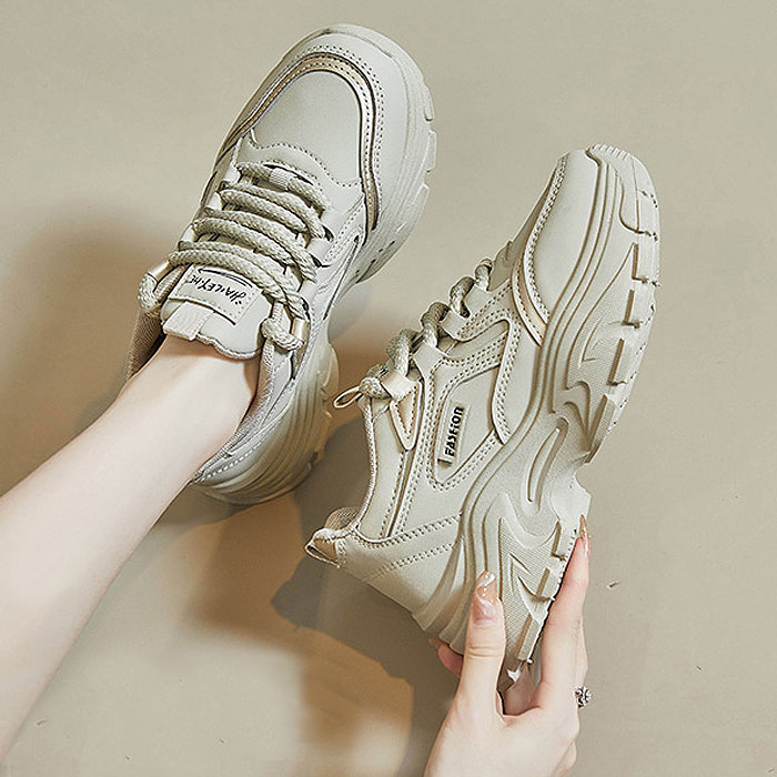 厚底スニーカー 靴 レディース 春 夏 白 黒 おしゃれ ダッドシューズ ウォーキング シューズ 40代 50代 60代 ^bm1060^ | uricca | 01