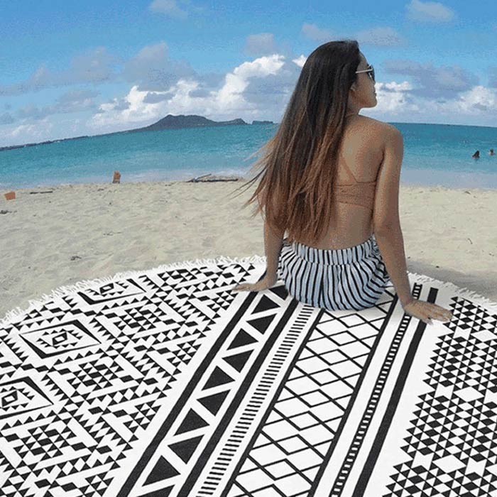 マルチカバー 円形 大判 150cm×150cm ビーチタオル 丸 アウトドア 海 海水浴 ピクニック レジャーシート ビーチマット ラグ ヨガ マット [郵3]^bm1252^ | uricca | 23