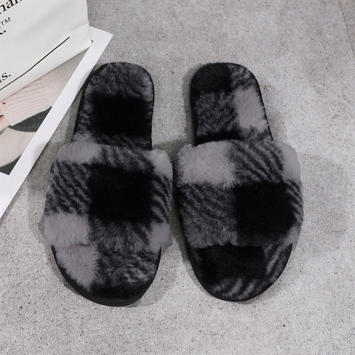 ルームシューズ ふわふわ スリッパ レディース ファー チェック 柄 おしゃれ トイレ あったか 春 秋 冬 冷え防止 室内 ^bm1293^[郵3] | uricca | 02