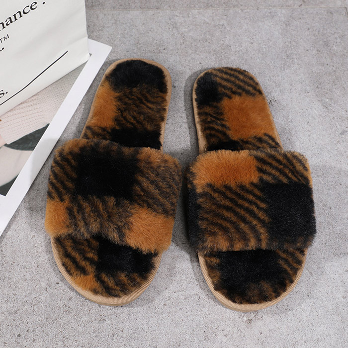 ルームシューズ ふわふわ スリッパ レディース ファー チェック 柄 おしゃれ トイレ あったか 春 秋 冬 冷え防止 室内 ^bm1293^[郵3] | uricca | 03