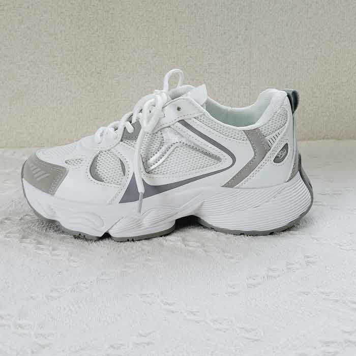 スニーカー 厚底 レディース シューズ 秋 冬 黒 おしゃれ かわいい 30代 40代 50代 大きいサイズ ダッドシューズ 軽量 ^bo-935^ | uricca | 01