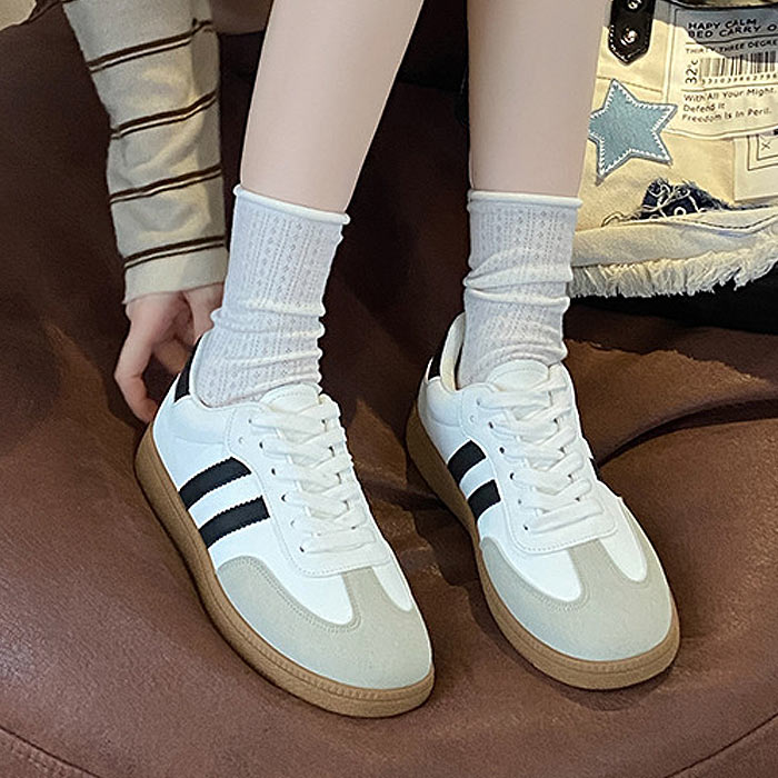 靴 レディース シューズ フラットスニーカー 秋 冬 黒 白 おしゃれ かわいい 30代 40代 50代 ローカット フラットソール^bo-960^ | uricca | 01