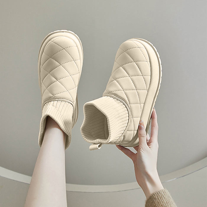 靴 レディース シューズ キルティングブーツ スノーブーツ 冬 黒 白 おしゃれ 裏起毛 ハイカット あったか 保温 韓国風 カジュアル^bo-963^ | uricca | 03