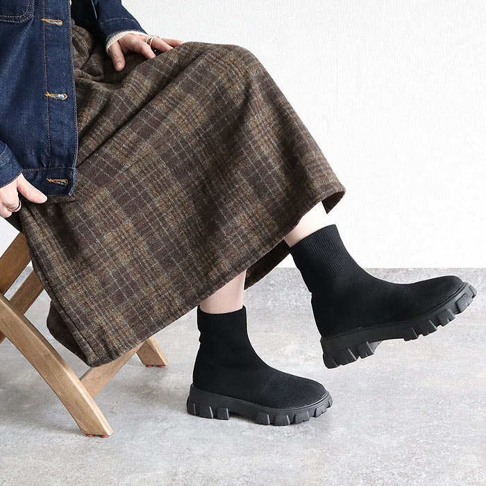 1996円 クーポンで！ 靴 レディース シューズ ソックスブーツ 秋 冬 黒 白 おしゃれ 厚底 フライニット ショートブーツ スリッポン 脱ぎ履き簡単^bo-967^ | uricca | 01