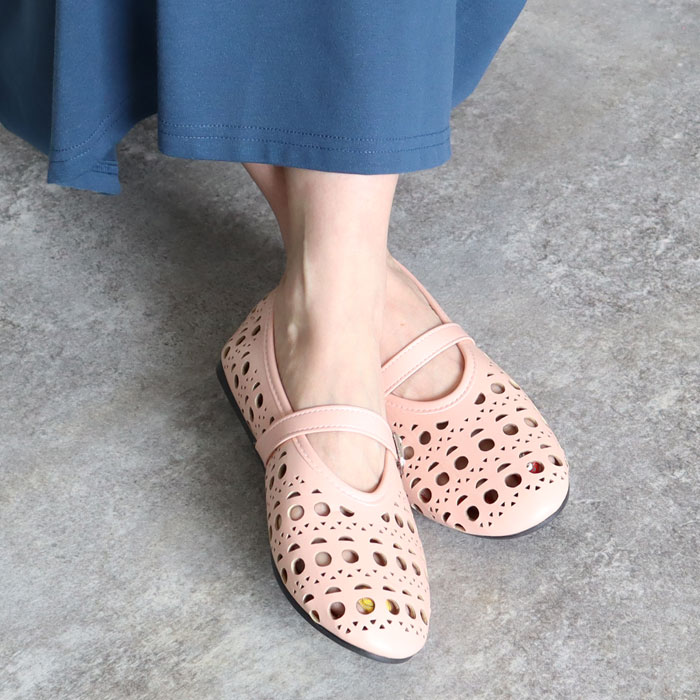 パンプス シューズ レディース パンチング ローヒール 通気性 黒 白 春 夏 おしゃれ カジュアル かわいい [宅配]^bo-970^ | uricca | 04