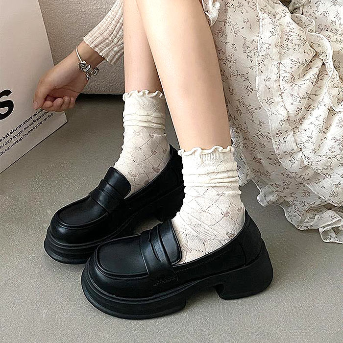 靴 レディース シューズ 厚底ローファー 春 夏 秋 冬 黒 おしゃれ 歩きやすい シンプル 厚底 チャンキーソール 通学 通勤^bo-972^ | uricca | 01