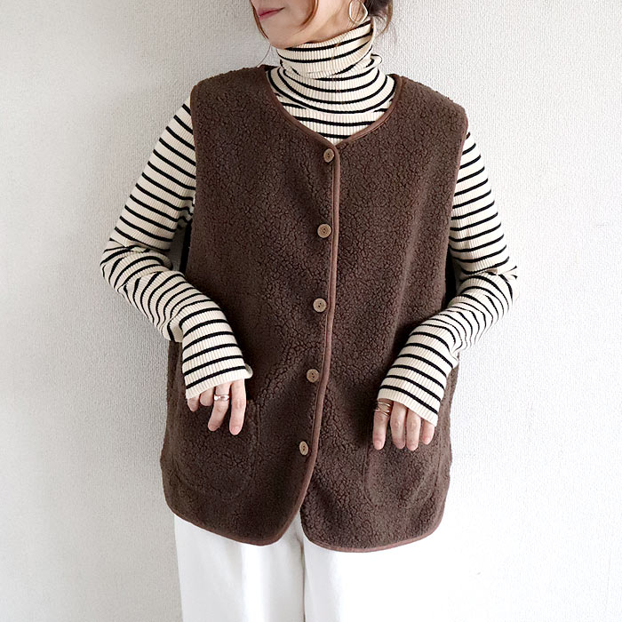 アウター トップス レディース ベスト 秋 冬 白 おしゃれ ノースリーブ 無地 極暖 暖か ボア ボタン ジップアップ 動きやすい[郵3]^jk218^ | uricca | 03