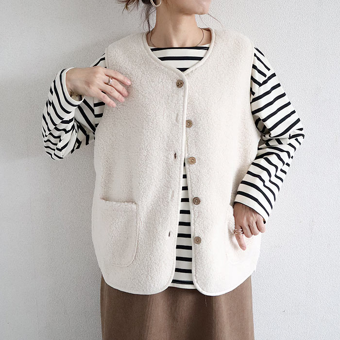 アウター トップス レディース ベスト 秋 冬 白 おしゃれ ノースリーブ 無地 極暖 暖か ボア ボタン ジップアップ 動きやすい[郵3]^jk218^ | uricca | 02